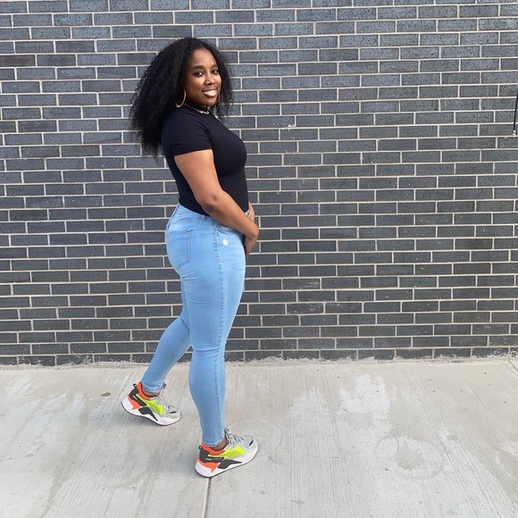 Meet your Posher, Keyanna - Picture 3 of 7